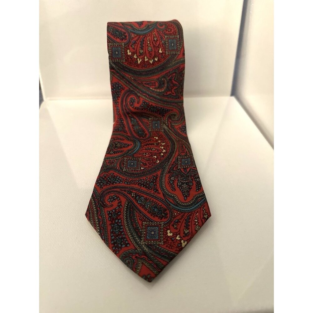 Vintage Saville Row Red Paisley Pattern Men’s Silk Tie